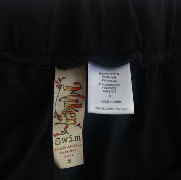 Asymmetrical Skirt - Picture 3 of 3